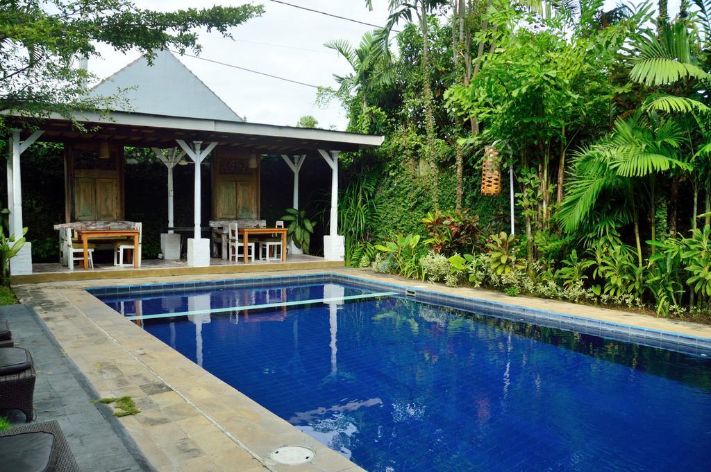 Hotel Desa Nyima Seminyak Exterior foto